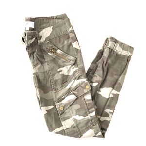 Jolt Army Print Joggers Size 3